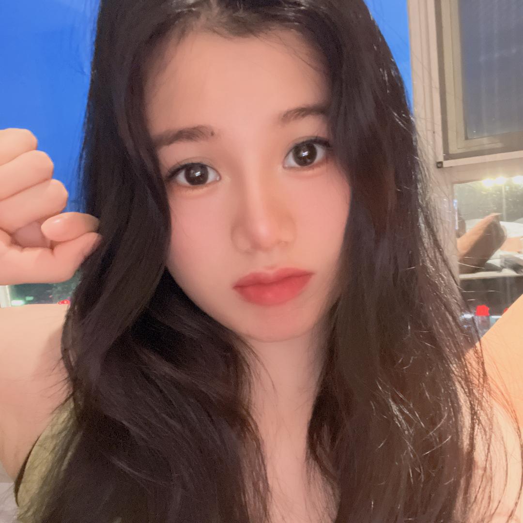 小妍百货商行