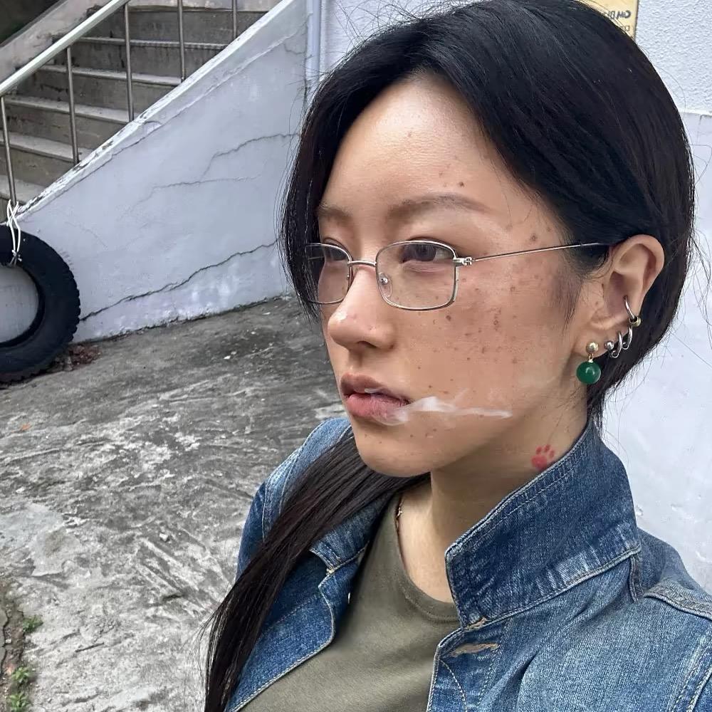 春江寻丽意