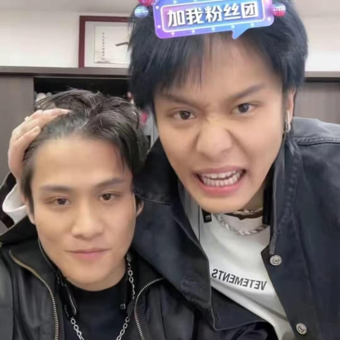 疯狂小杨弟三只羊