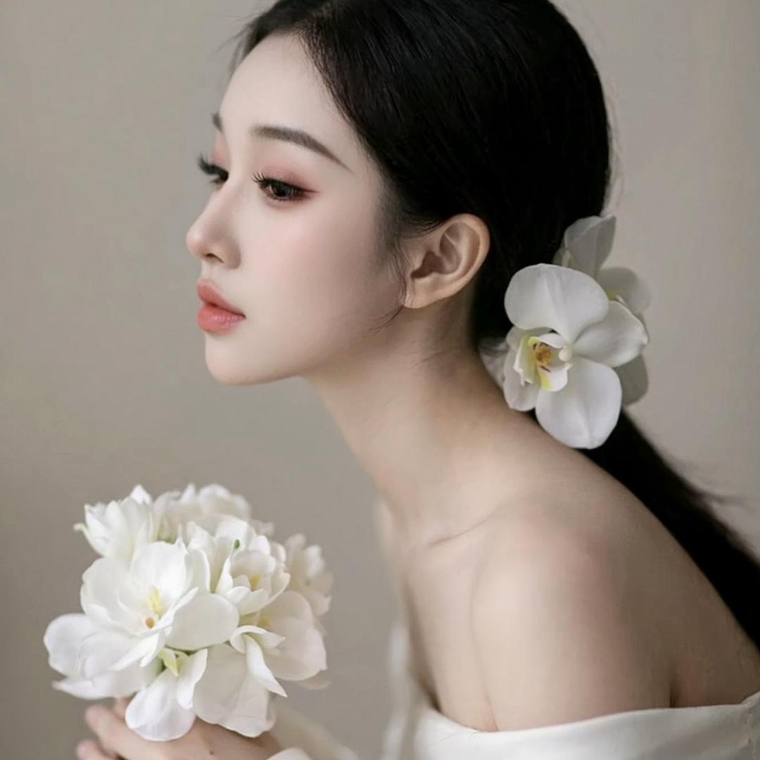 关于。