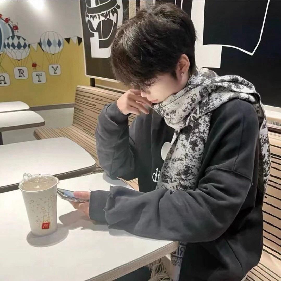 小小左一