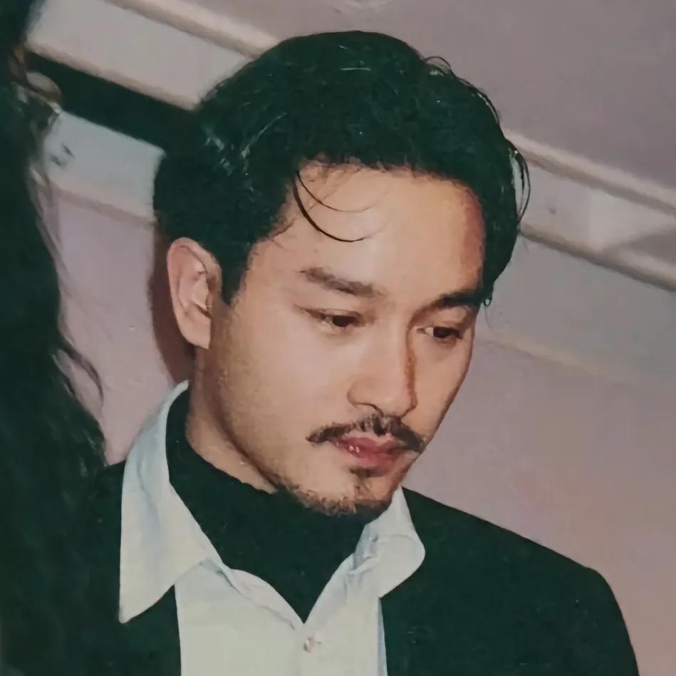 李岩🌊