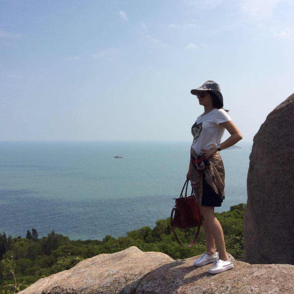 心许百年《烟、酒、茶》