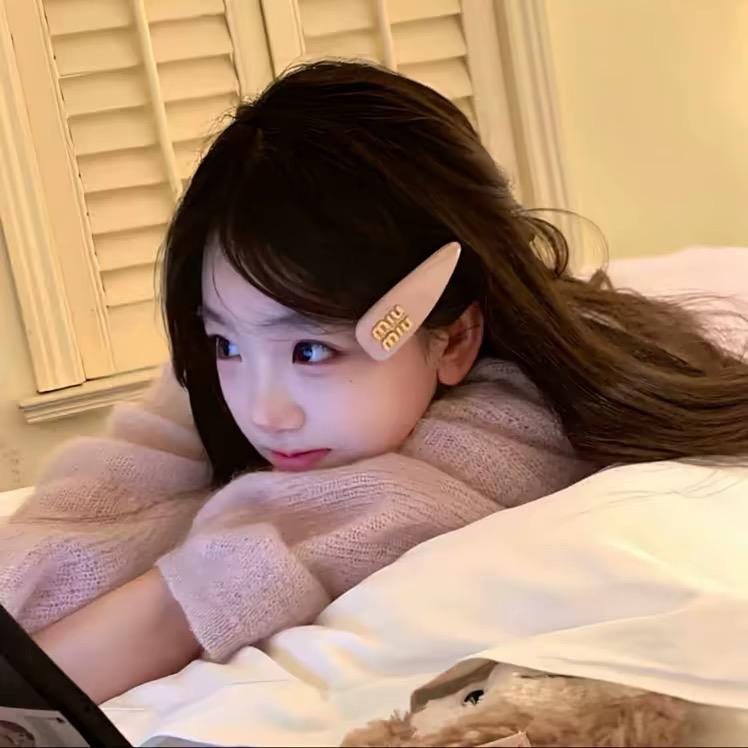 小晶^