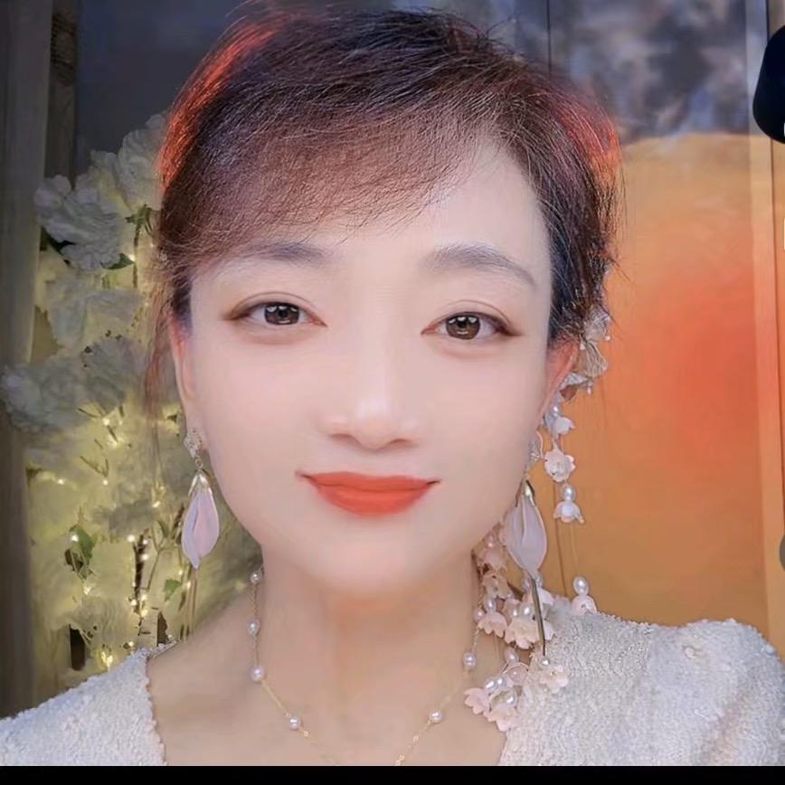 莉莉丫头