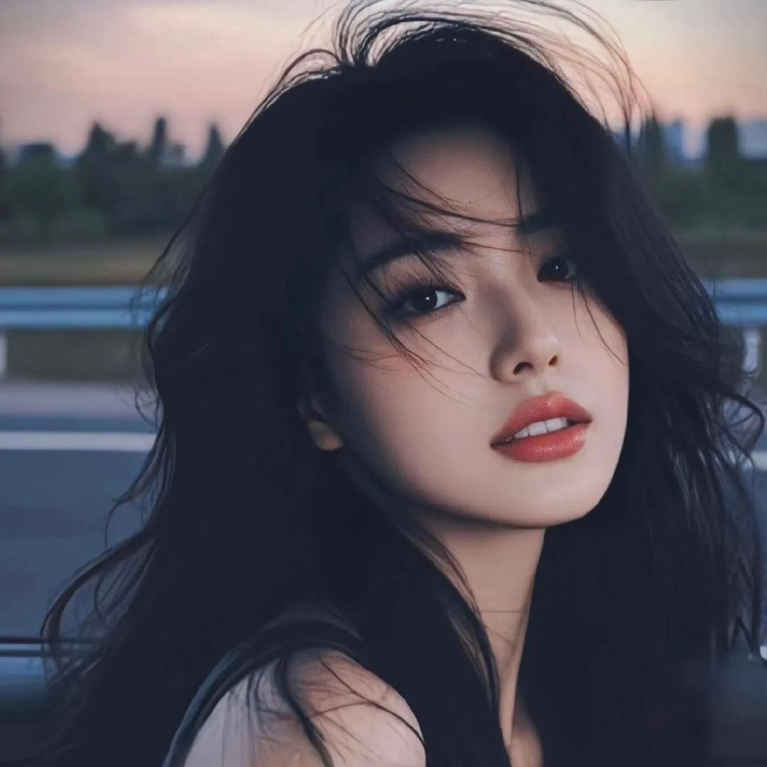 伊川蓝天百货 卖女装的盼盼