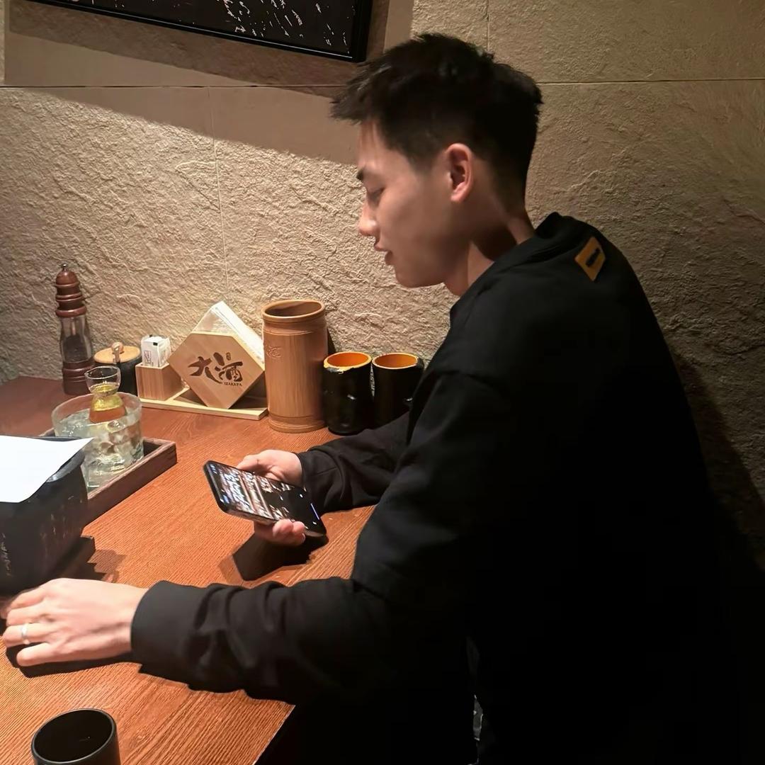 帅贴贴