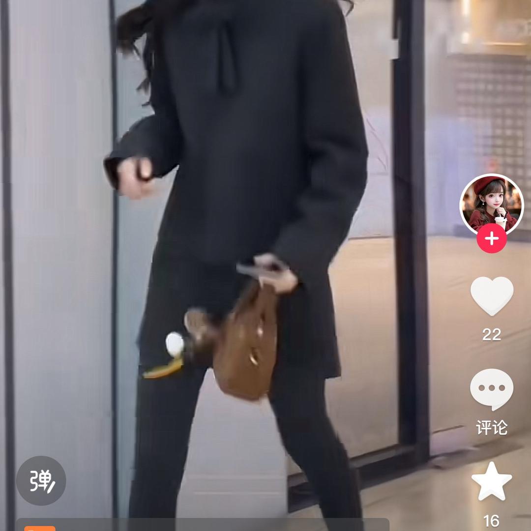 喝可乐的猫
