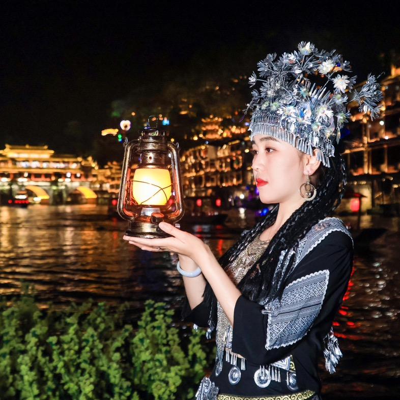 😊👑🈷️👑😊