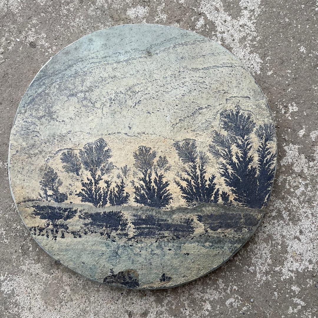 小哥吉祥石板画