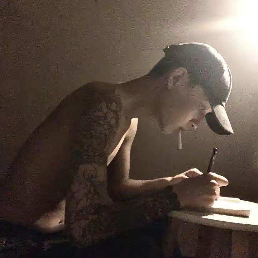 过去式.