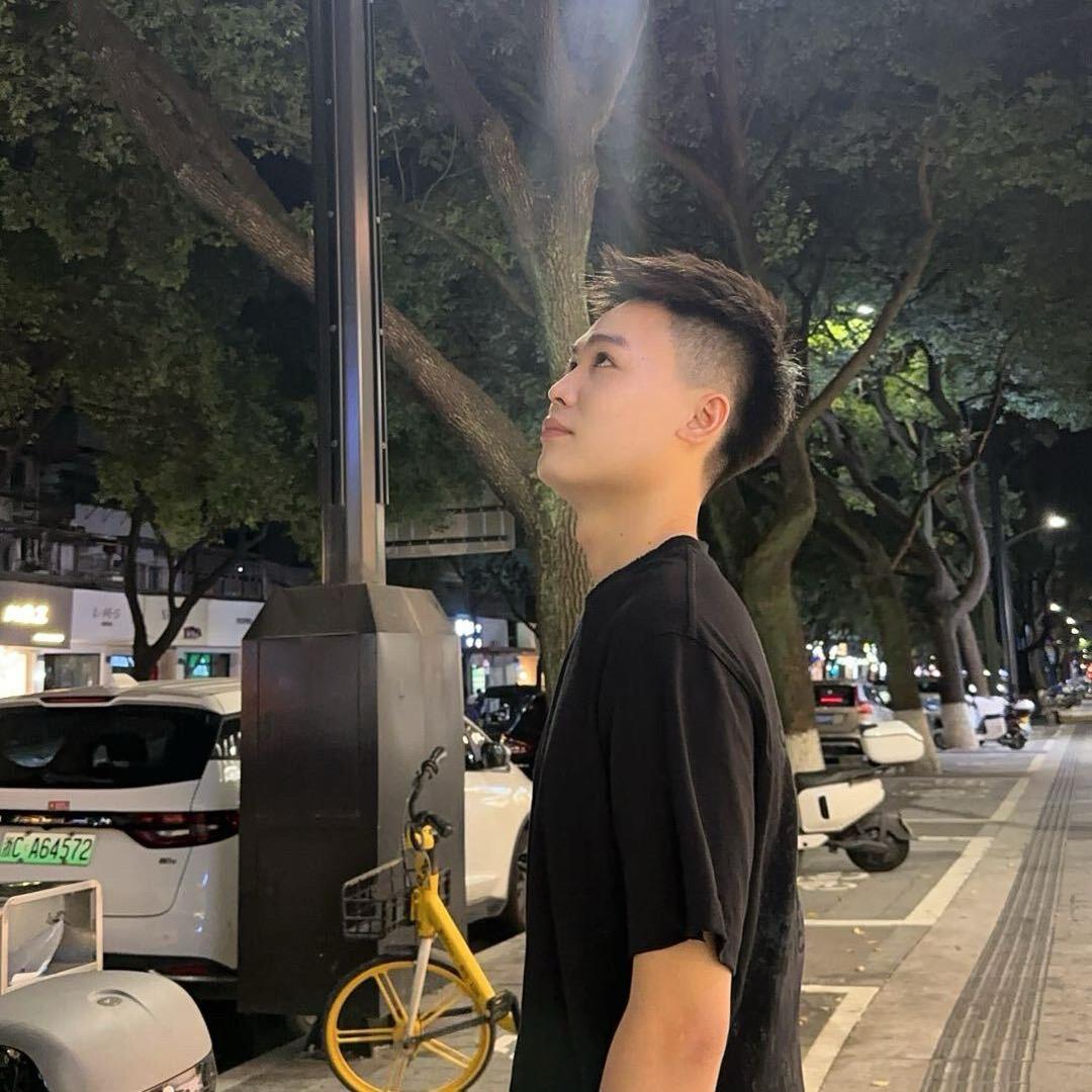 蹦起来1米85