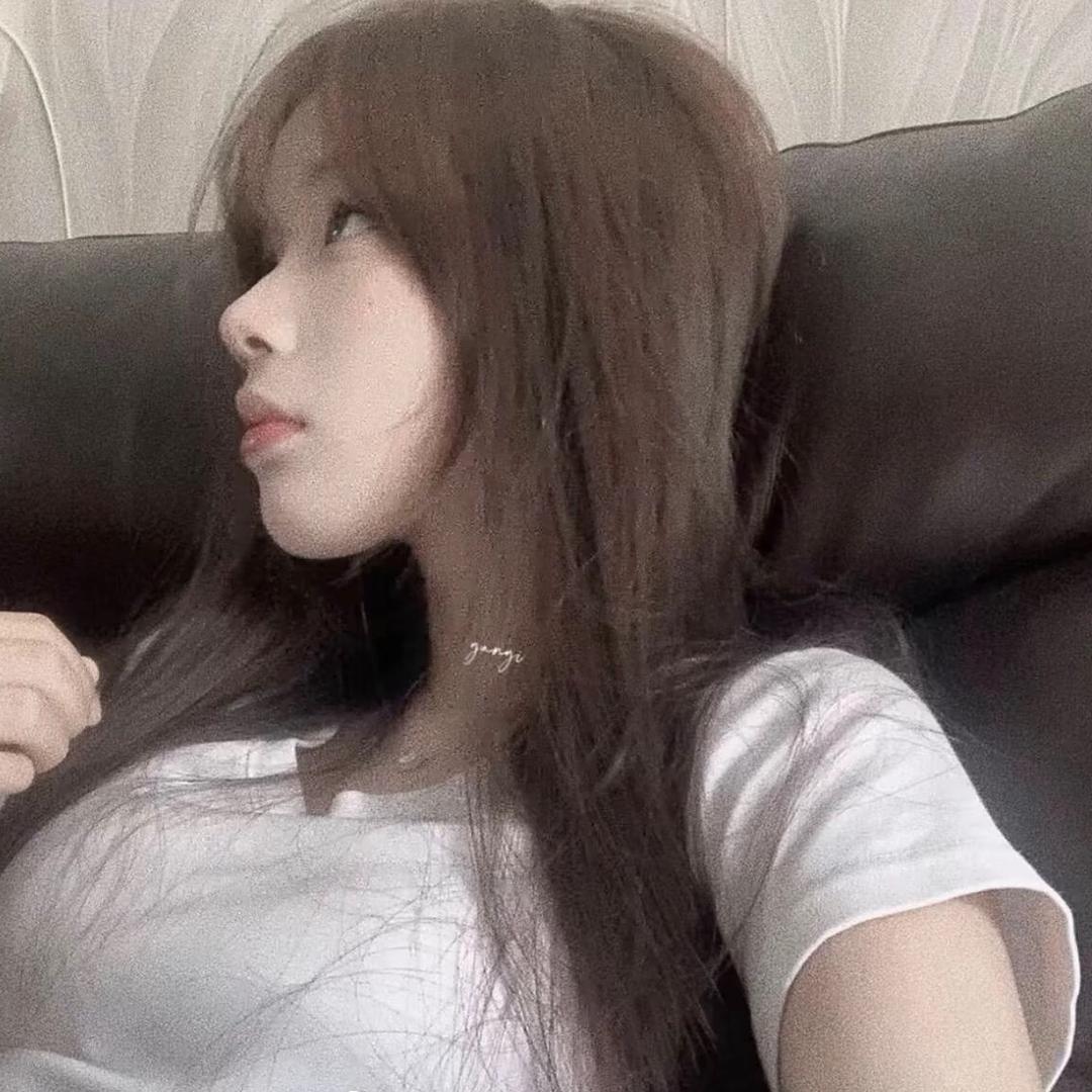 上课笑失禁^