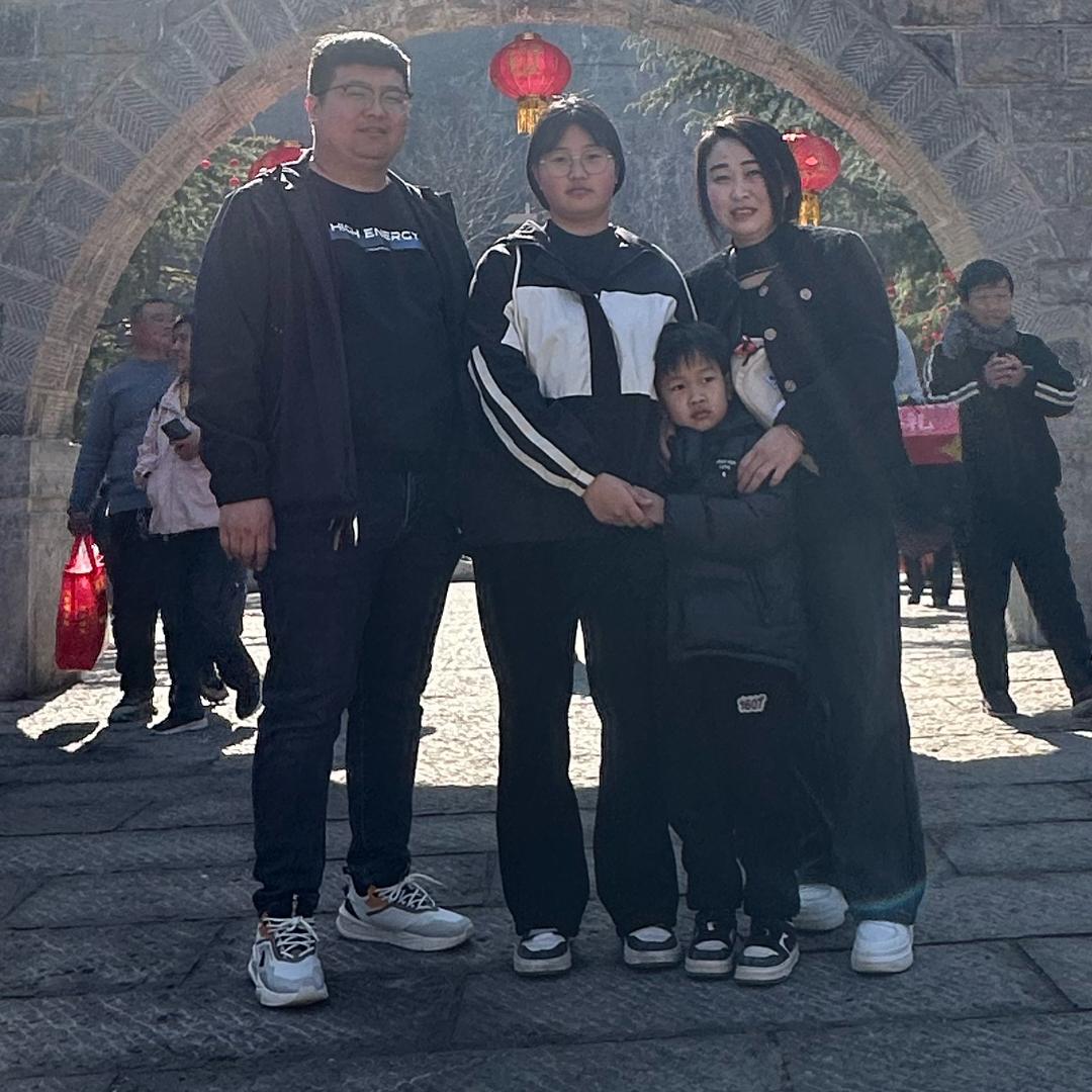 凯^_^