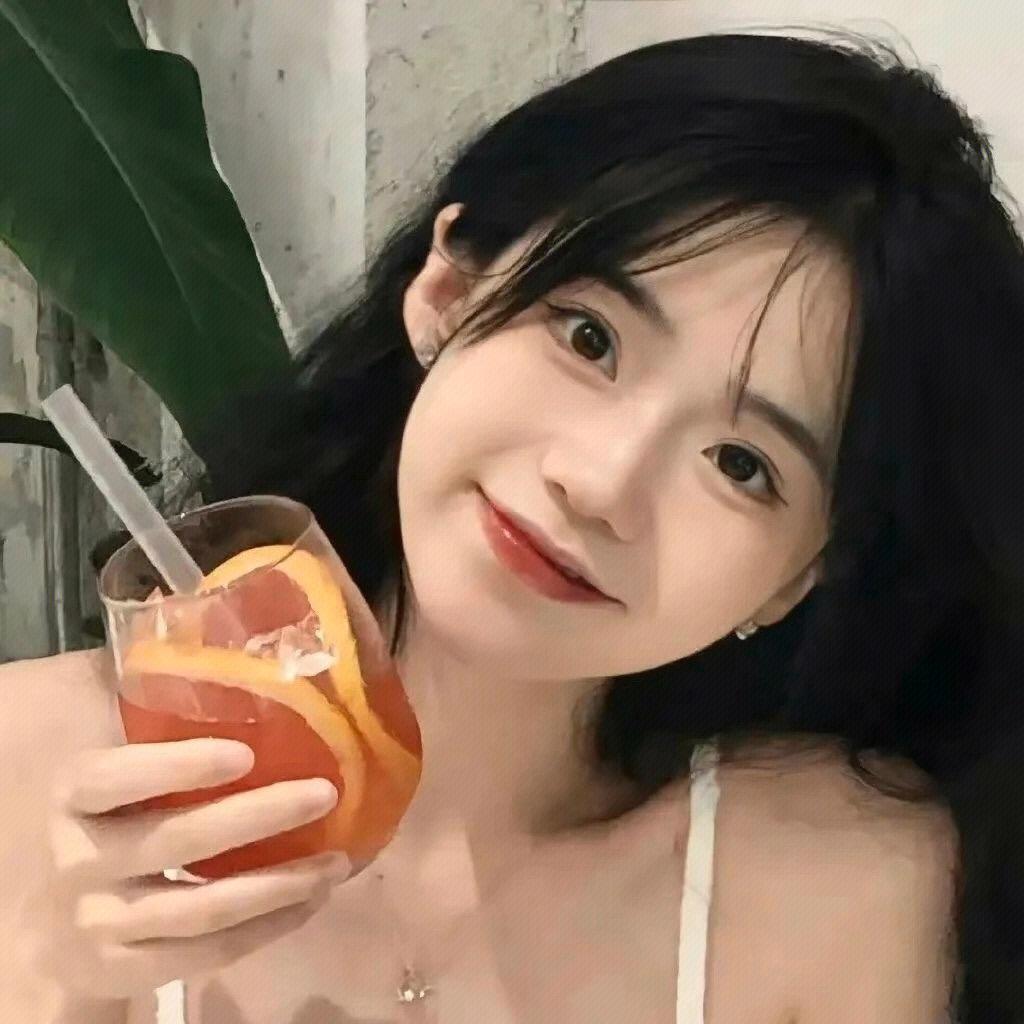 小鹿酱酱（小个子穿搭）