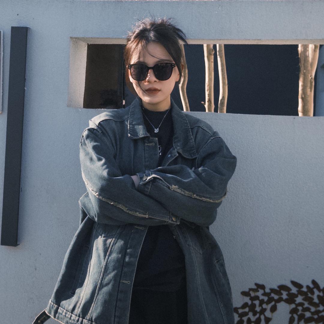 黎里Lily婚纱-晓雪（会拍照版）