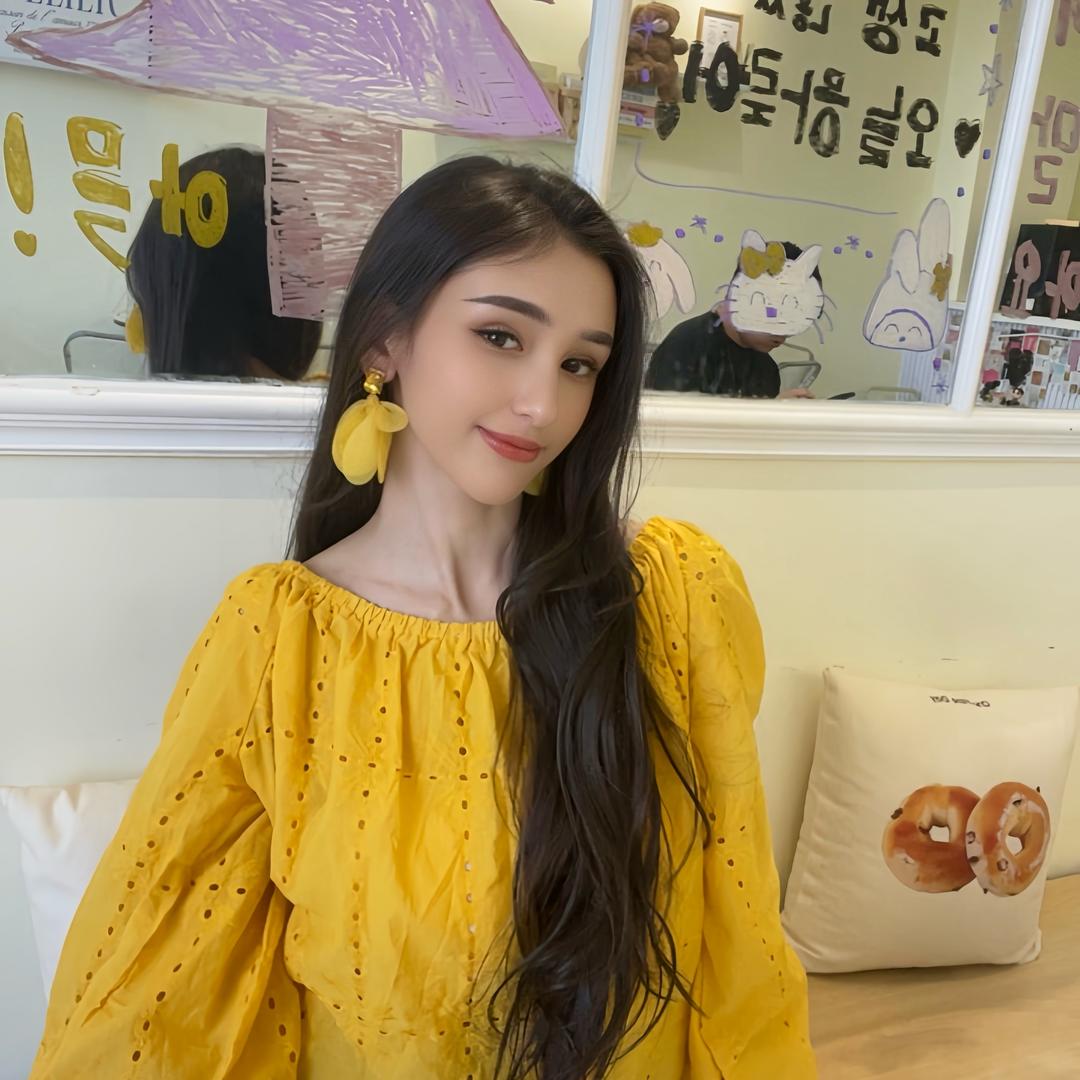 𝐷𝑒𝑙𝑒𝑛𝑎