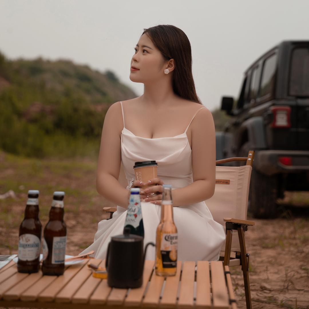 杨杨得亿.