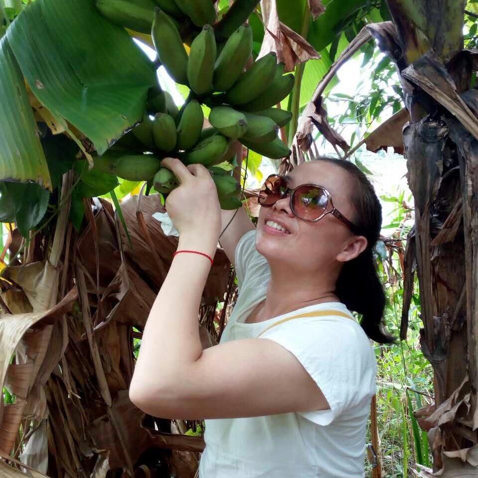 王姐卖三角粑泸州白糕夹江东门口菜市场口上