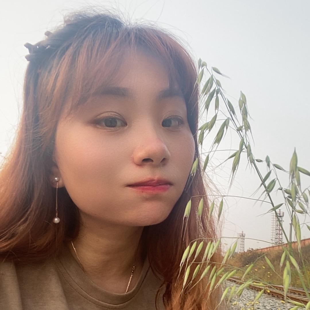 嘟尛嘴秋眸盈盈