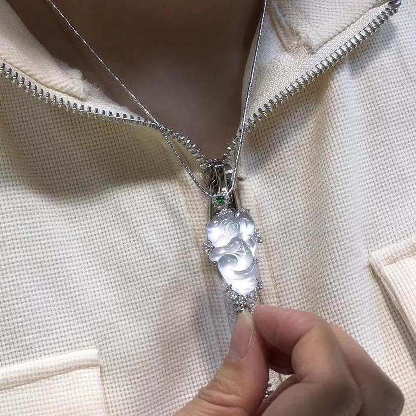 小妍翠