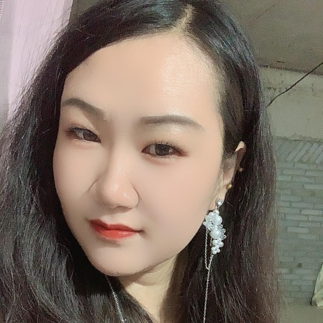 踩到我的裙子啦🫦