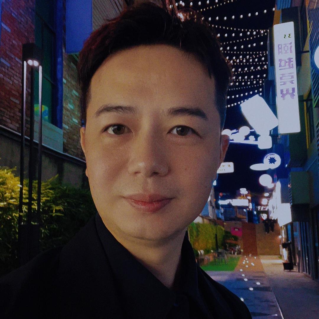 欧龙讲酒吧