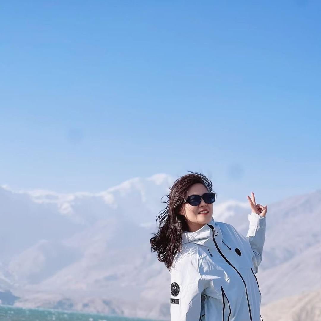 蓝桉已遇释槐鸟