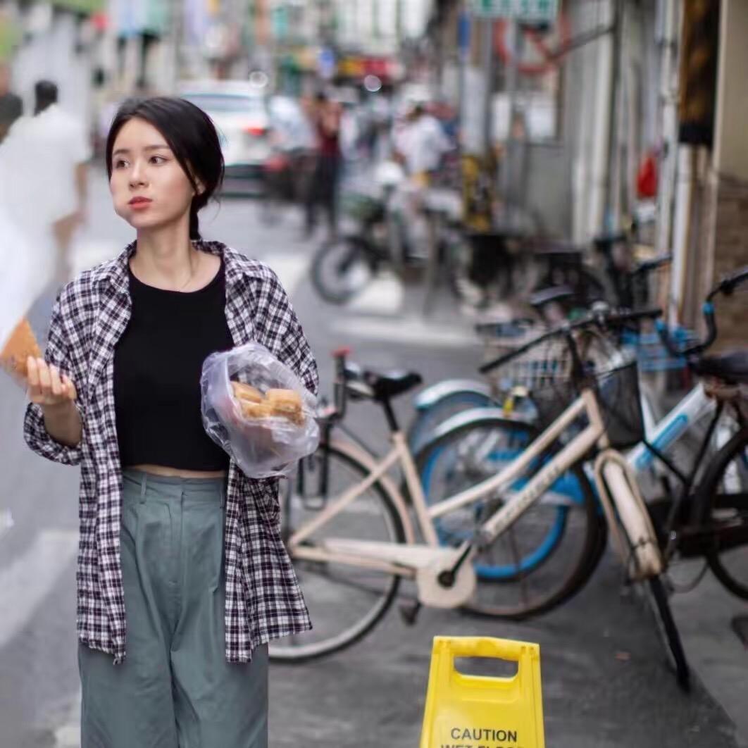 雨雨爱吃火锅