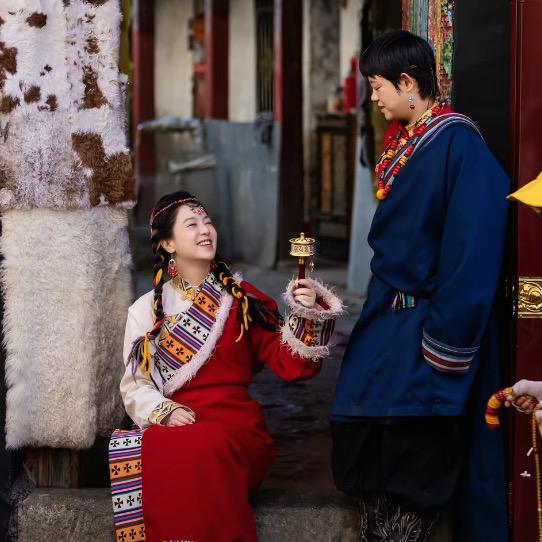 尤加莉（原创穿搭）