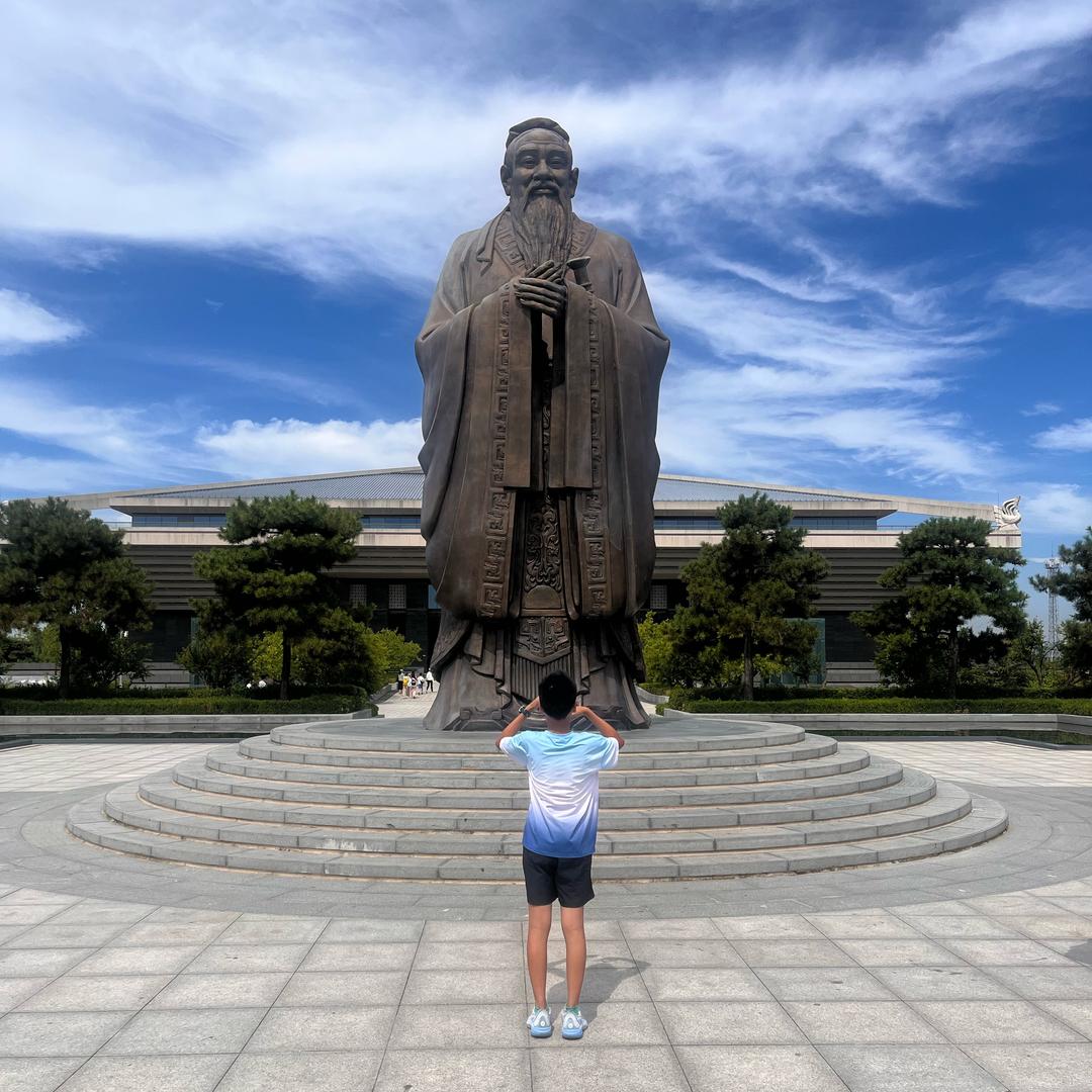 教育顾问——黄老师