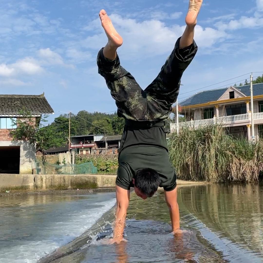 兵哥皮蛋