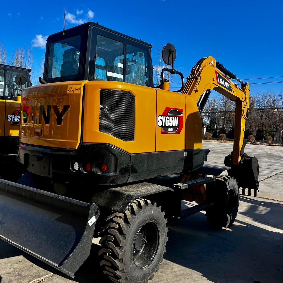 宁夏三一挖机电装载机张生亮