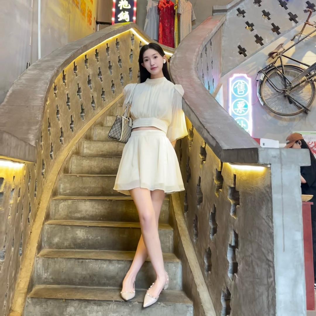 清真胖鸭儿先卤后炸鸭货冷吃