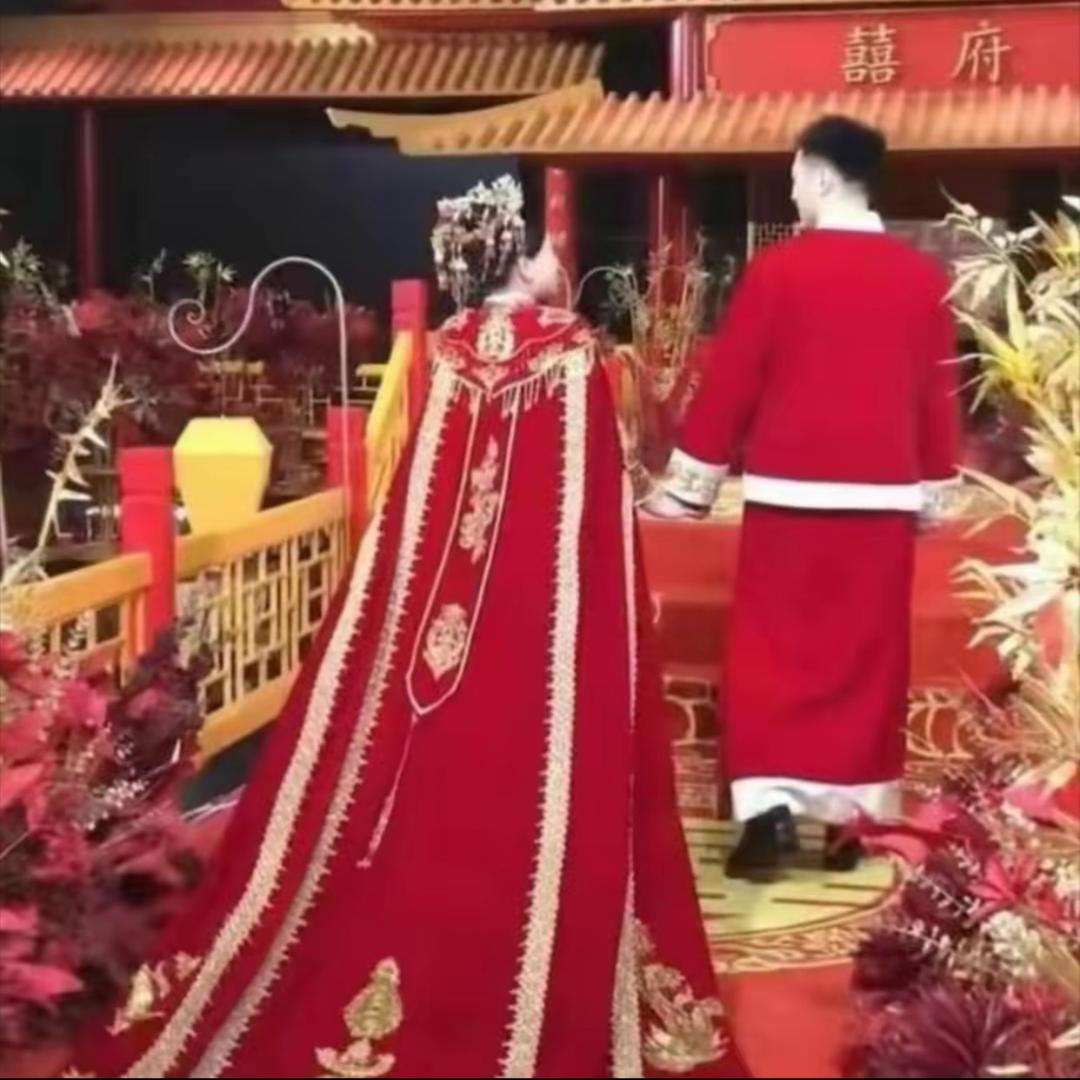 结婚现场直播摄影师