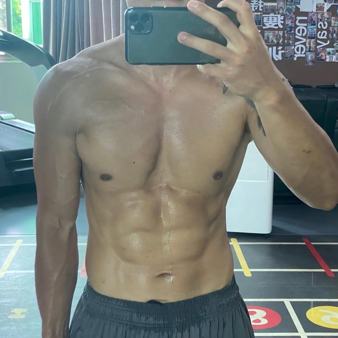 建阳健身钟教练