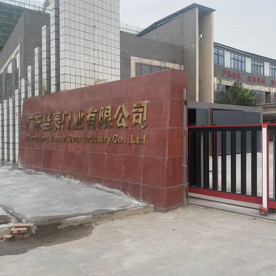 塑料门源头工厂：七七