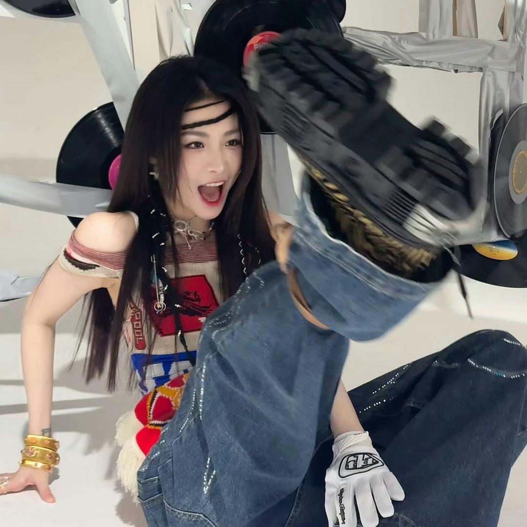 路路鲨人女魔头