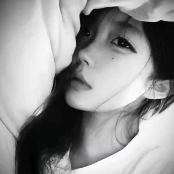 、