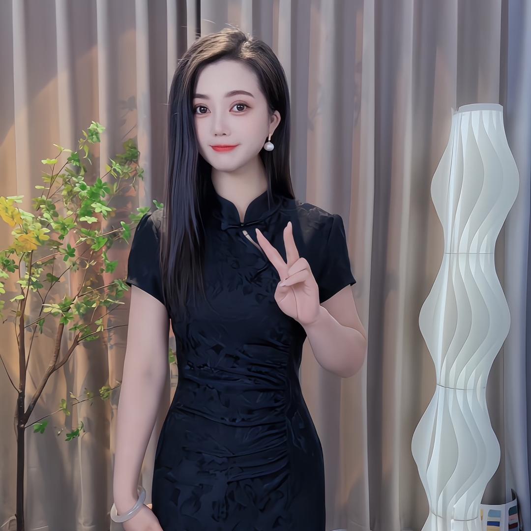 宏依莲服饰