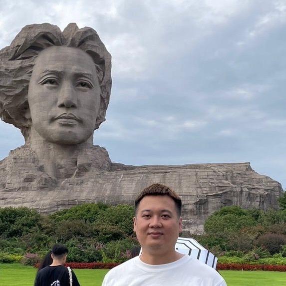 废材表哥