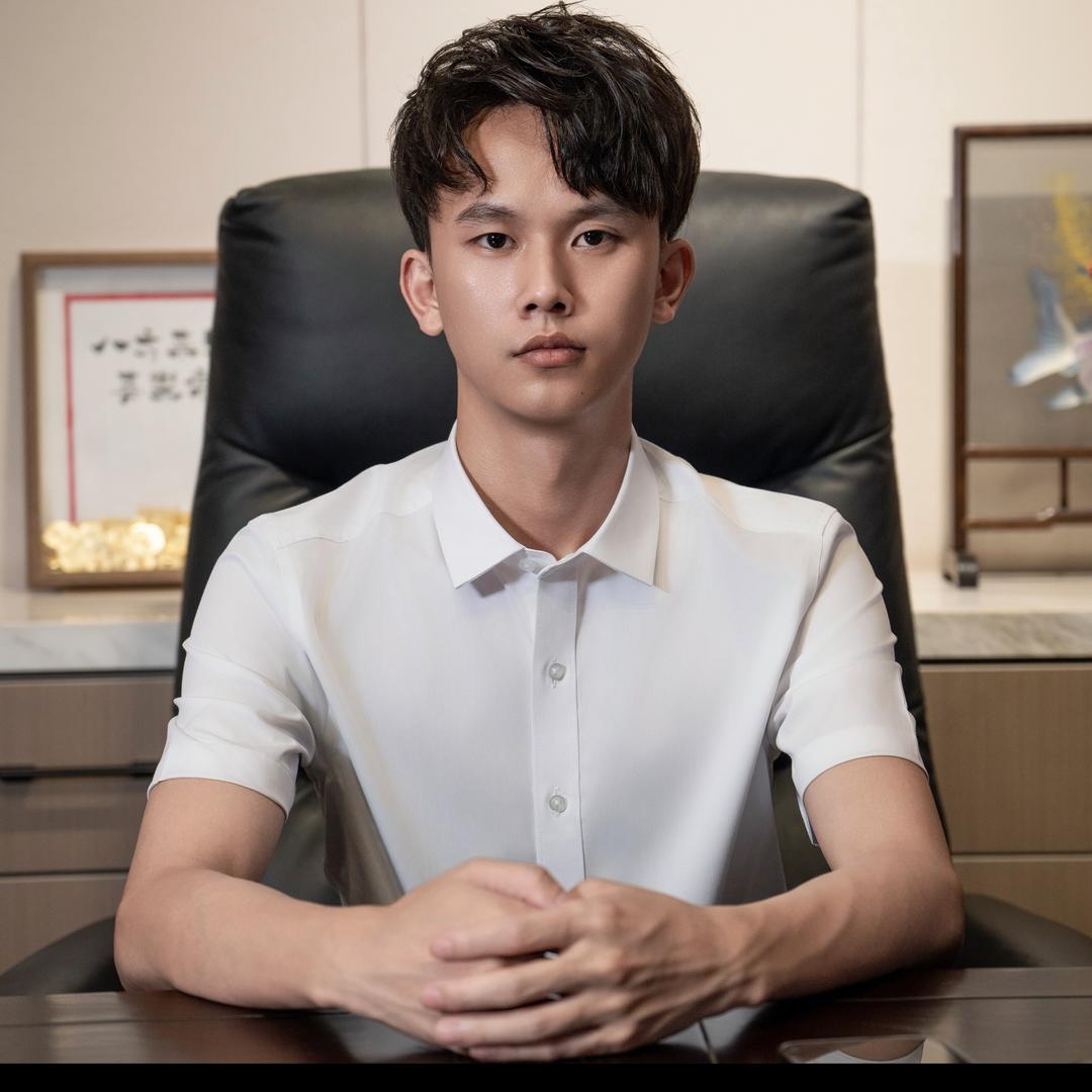 泸州娱乐经纪人 曹强