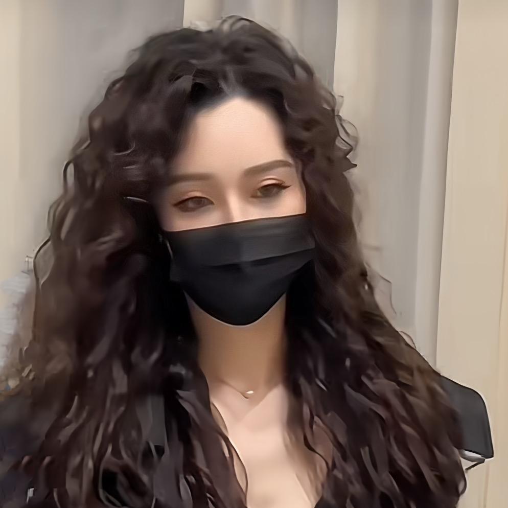 在延平烫头发的包大人