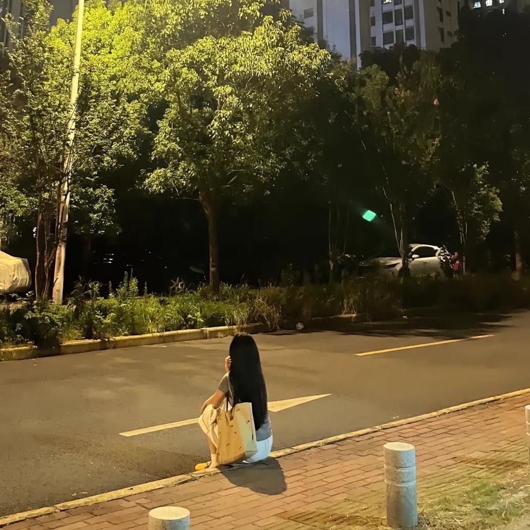 七七睡不着