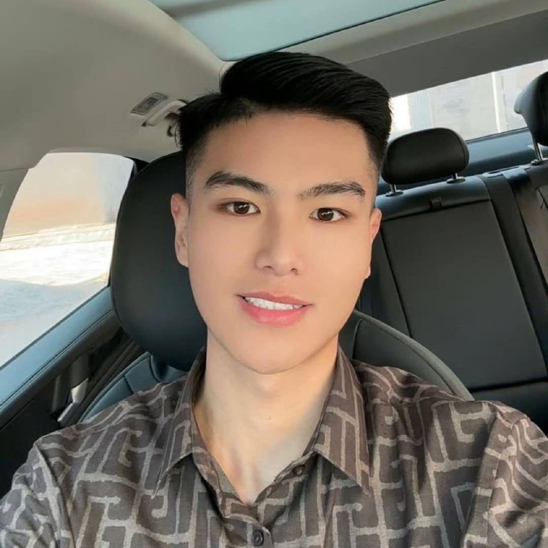 演 员🚶🏻‍♂️