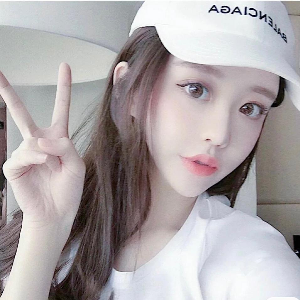 喵妹妹吃喝玩乐