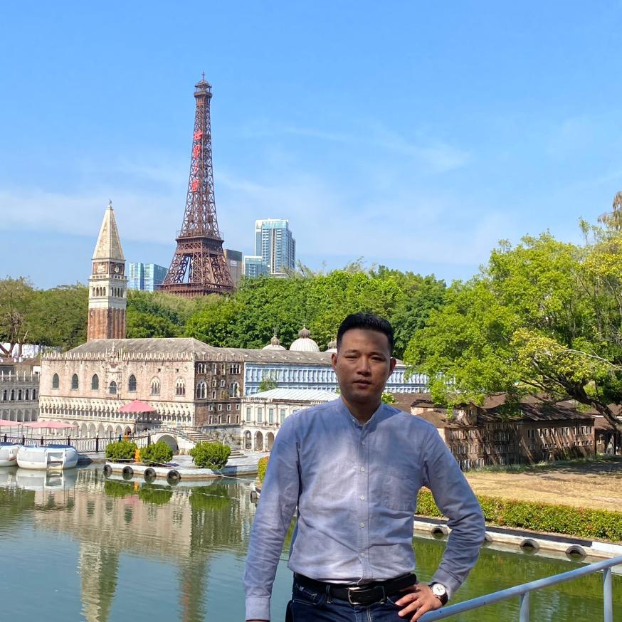 黄益敢（山东临工）