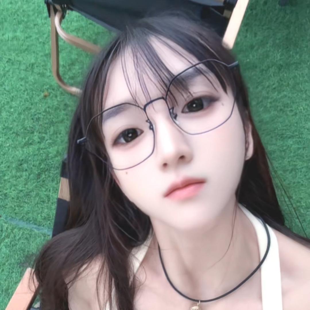 ঞ 小柠同学 এ᭄