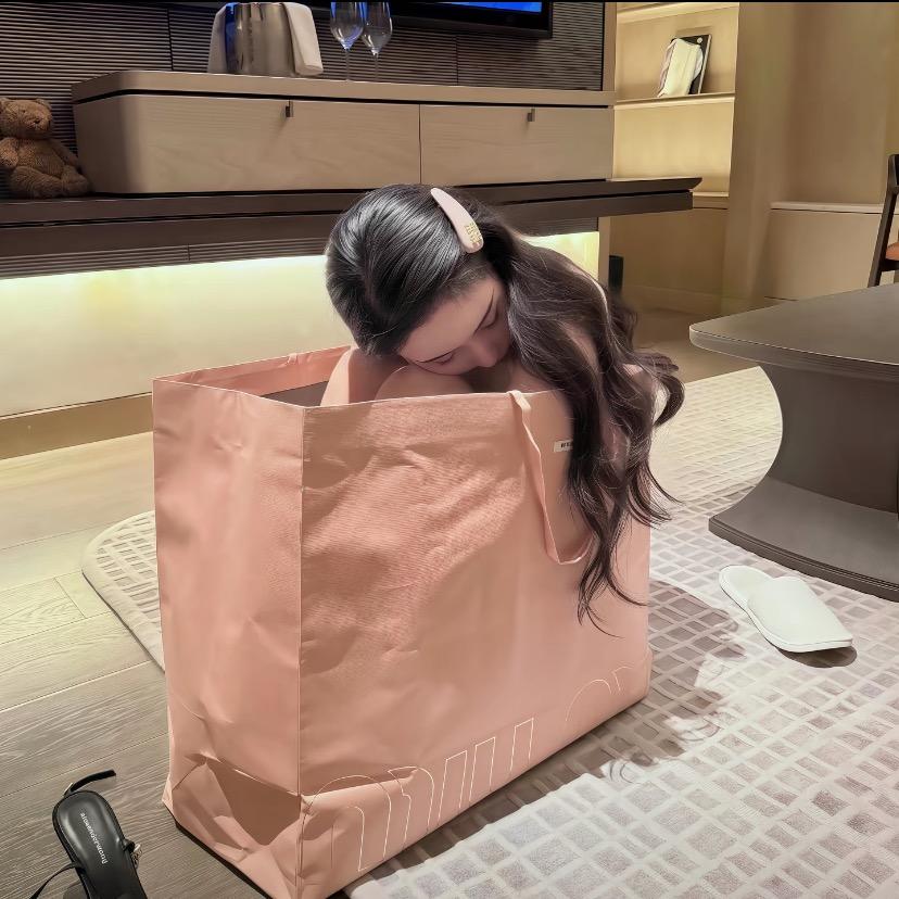 绵绵冰˃̶͈̀௰˂̶͈́