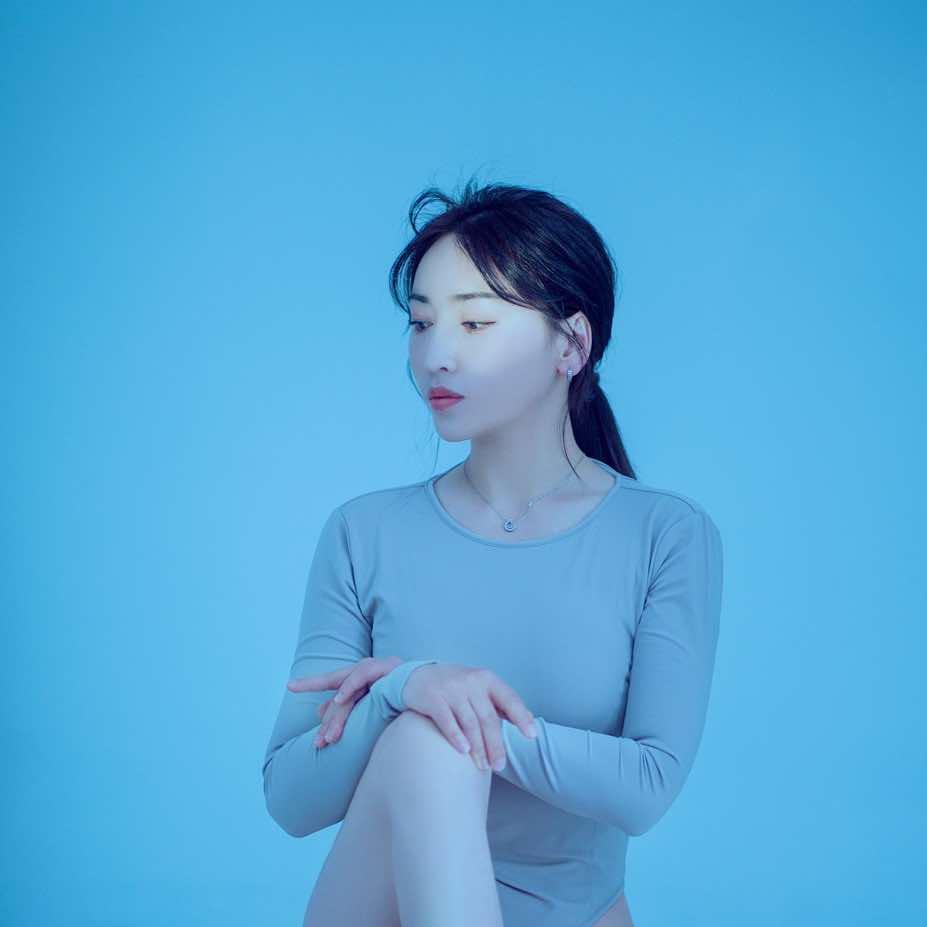 爱蹦跳的瑜伽老师